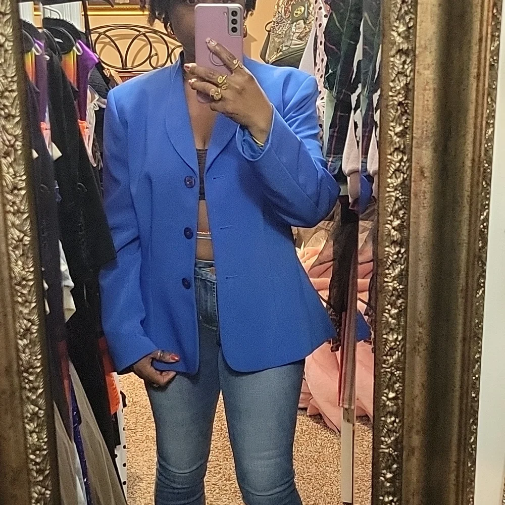 π Dark Blue Blazer π - Picture 10 of 12